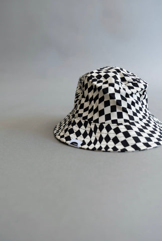 Wavy Checker Bucket Hat